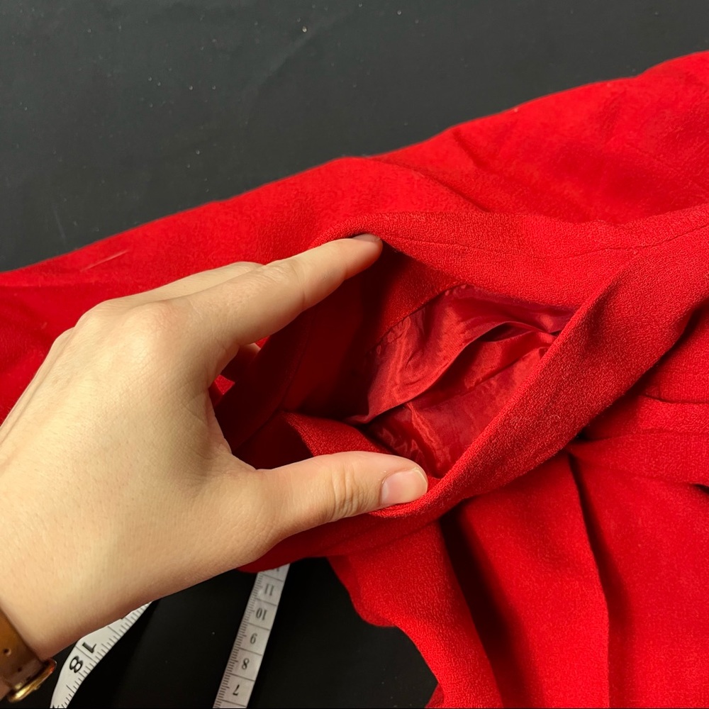 Ellen Tracy red high waisted pleated trousers size 6P - Picture 8 of 9